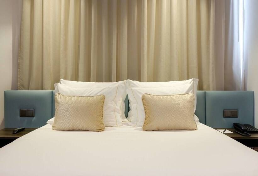 اتاق استاندارد یک نفره, Sdivine Fatima Hotel, Congress & Spirituality