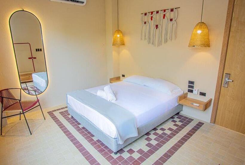 استودیوی استاندارد, Viajero Santa Marta Hostel