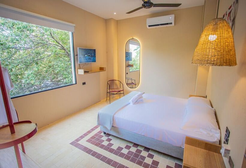 استودیوی استاندارد, Viajero Santa Marta Hostel