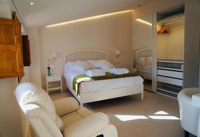 سوییت لوکس, Marton Valldemossa Turismo De Interior