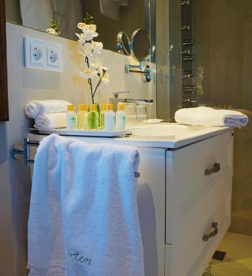 سوییت لوکس, Marton Valldemossa Turismo De Interior