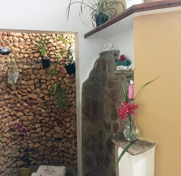 اتاق لوکس با تخت بزرگ, Cabrera Chalet Boutique