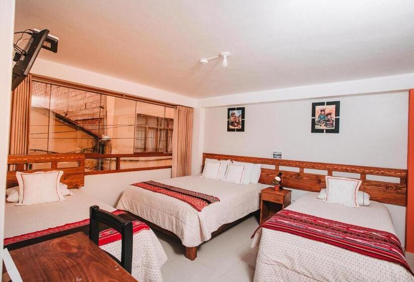 اتاق استاندارد چهار تخته, Dreams House Cusco