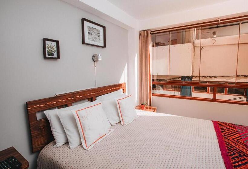 اتاق اکونومی, Dreams House Cusco