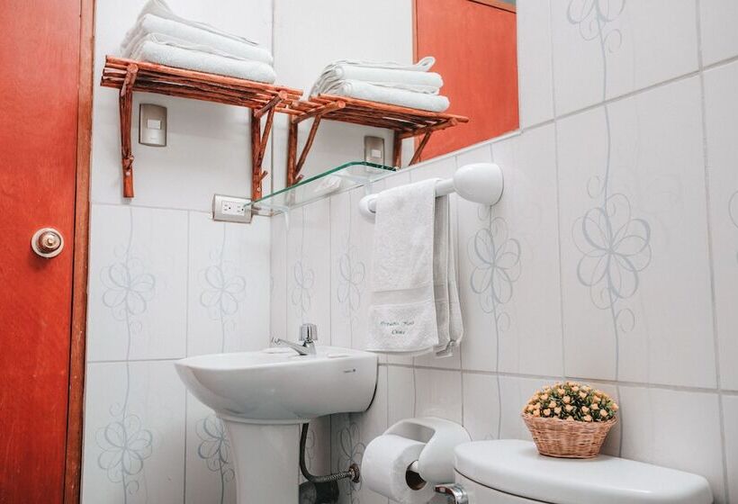 اتاق استاندارد چهار تخته, Dreams House Cusco