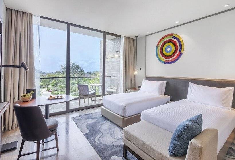 اتاق لوکس با چشمانداز شهر, Gran Melia Arusha