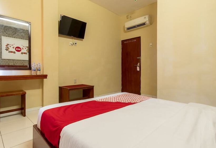 اتاق لوکس, Capital O 615 Residence Puri Hotel Syariah
