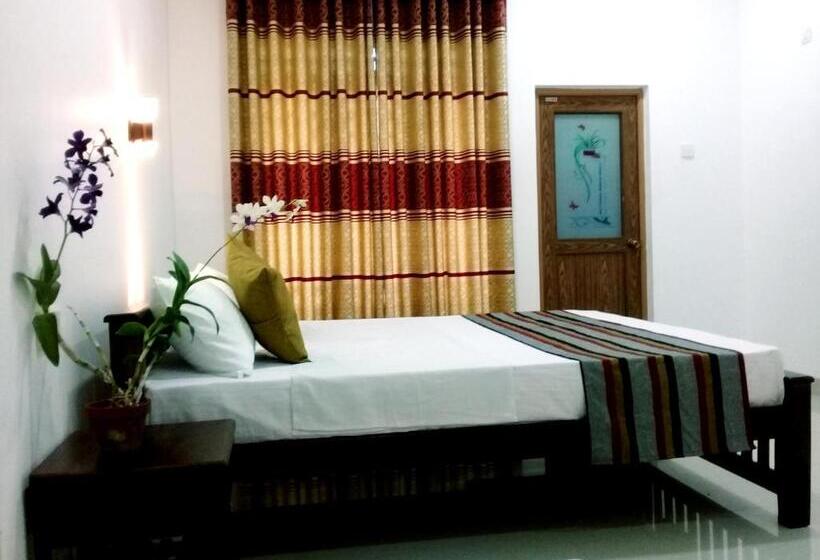 اتاق خانوادگی, Green Edge Residences
