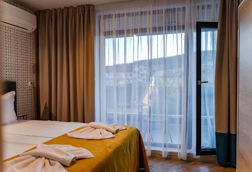 اتاق استاندارد, Family Hotel Laxo