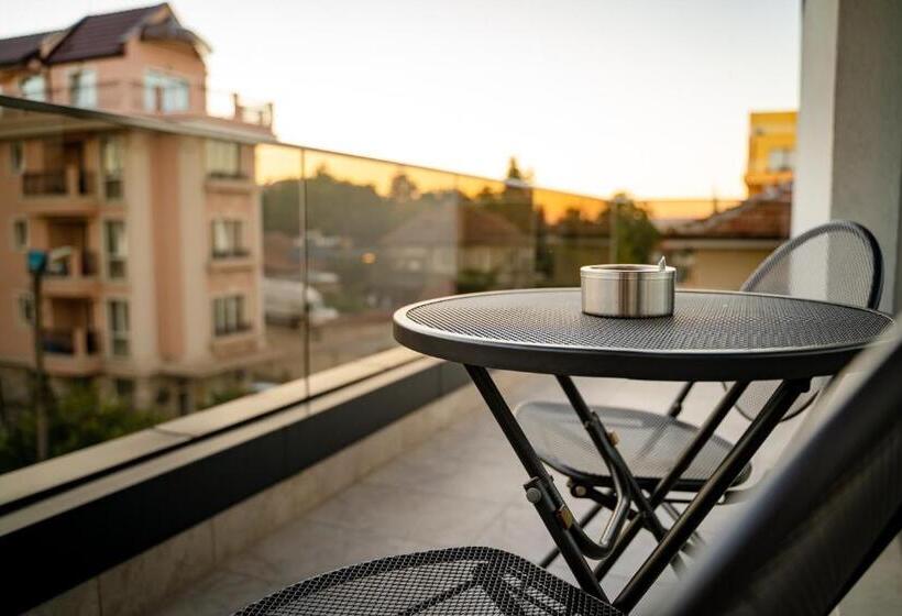 اتاق استاندارد, Family Hotel Laxo