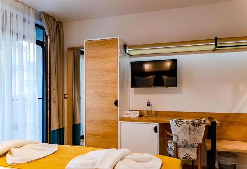 اتاق استاندارد, Family Hotel Laxo