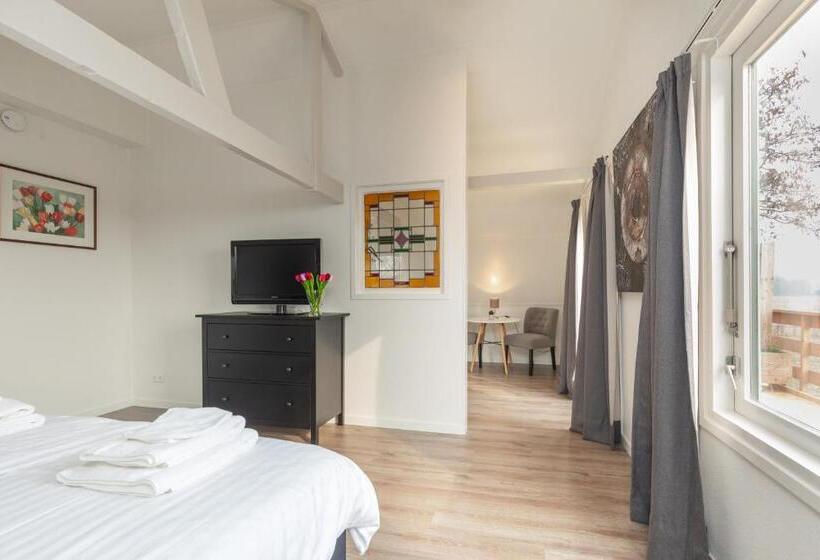 اتاق استاندارد با بالکن, B&b Blossom