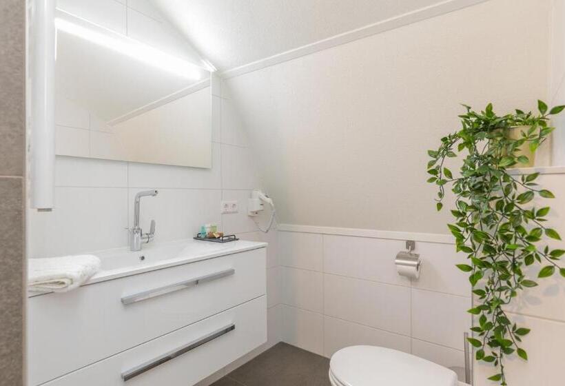 اتاق استاندارد, B&b Blossom