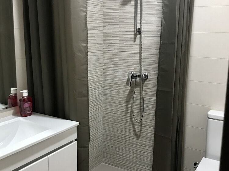 اتاق استاندارد, B&b Puente De órbigo