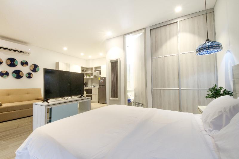 اتاق استاندارد, Azure Lofts & Pool