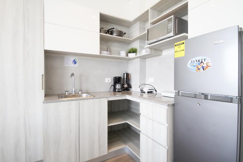 اتاق استاندارد, Azure Lofts & Pool