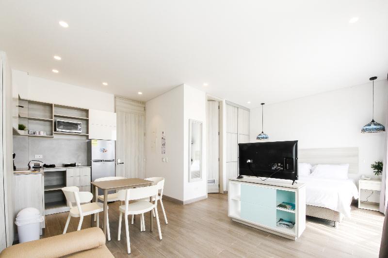 اتاق استاندارد, Azure Lofts & Pool