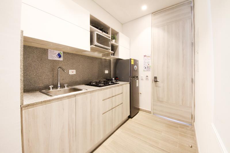 اتاق سوپریور چهار تخته, Azure Lofts & Pool