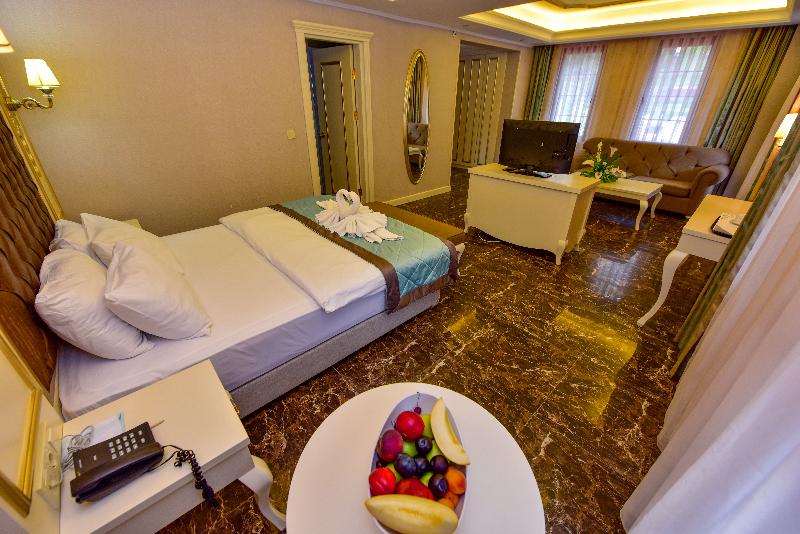 اتاق سوپریور خانوادگی, Azure Lofts & Pool