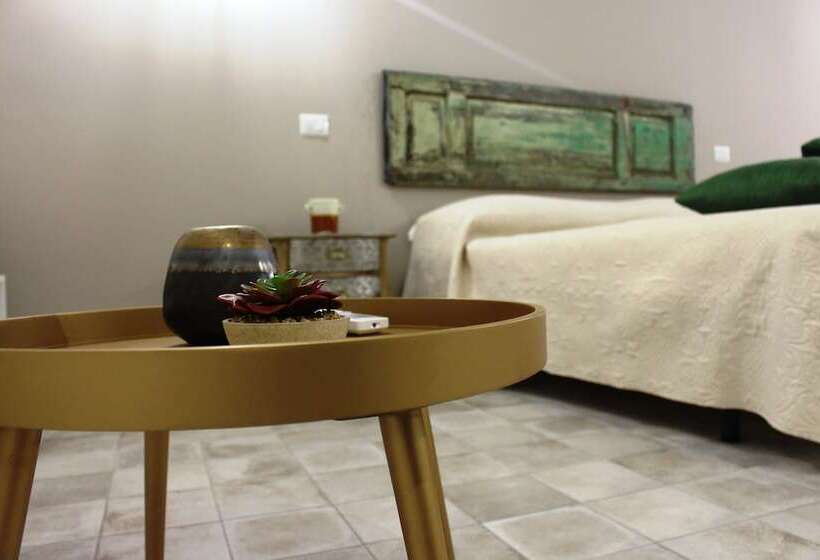 اتاق استاندارد چهار تخته, Casa Mazzone