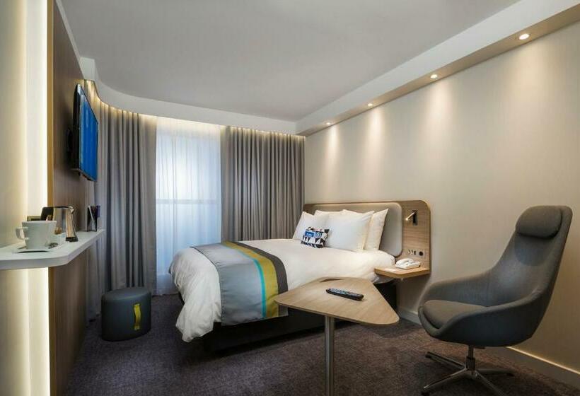 اتاق استاندارد برای معلولان, Holiday Inn Express   Merzig, An Ihg