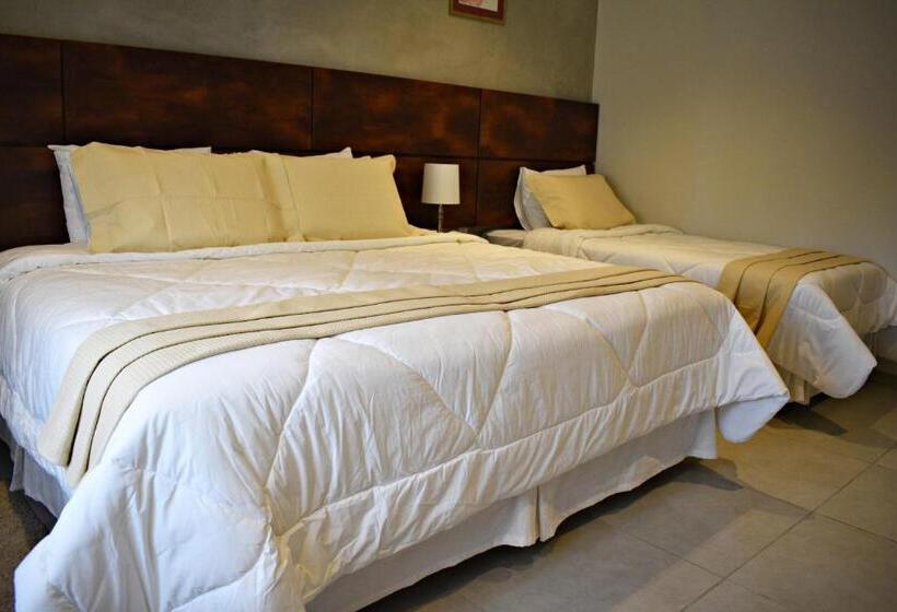 اتاق استاندارد سه تخته با بالکن, Boutique Las Hortensias