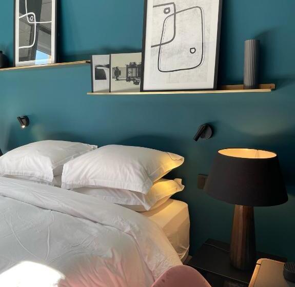 اتاق استاندارد با بالکن, Ostan Hôtel Boutique