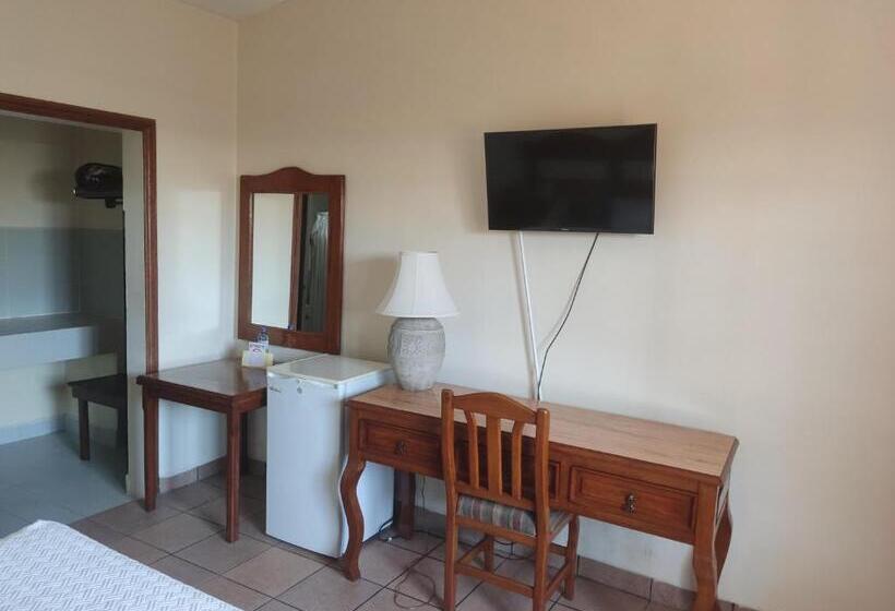 اتاق استاندارد با تخت بزرگ, Posada Santa Fe