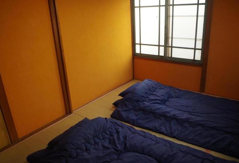 اتاق استاندارد سه نفره, Bed&bicycle