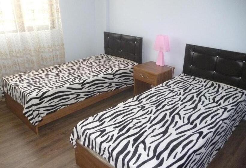 اتاق استاندارد, Guest House Irakli
