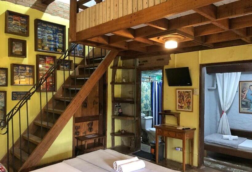 اتاق لوکس سه تخته, Casa San Pablo B & B