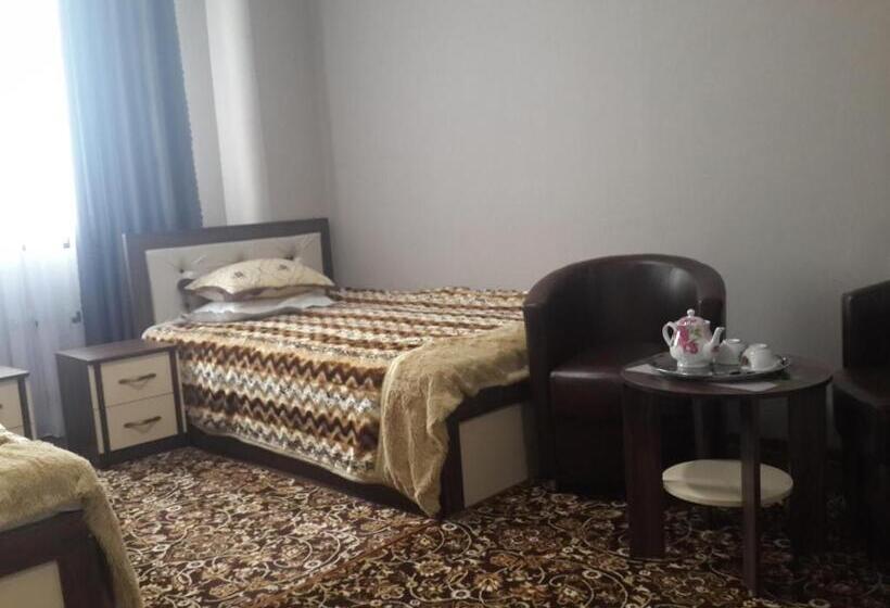 اتاق سوپریور, Umariyon
