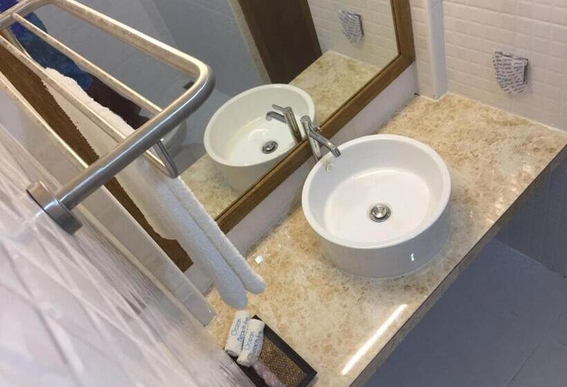 اتاق خانوادگی با چشم‌انداز باغ, Ocean Beach Inn   Maldives