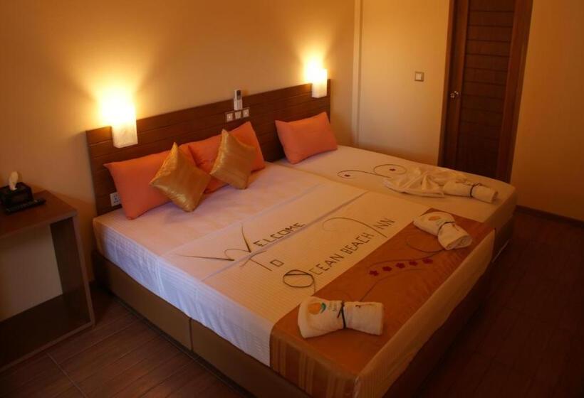 اتاق لوکس با بالکن و چشم‌انداز دریا, Ocean Beach Inn   Maldives