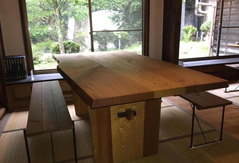 سوییت سوپریور, Takimi Onsen Inn That Only Accepts One Group Per Day