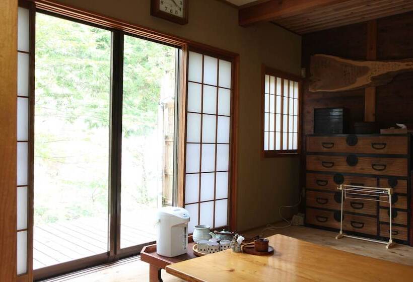 سوییت سوپریور, Takimi Onsen Inn That Only Accepts One Group Per Day