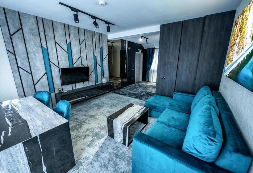 סוויטה, Complex Turistic Casa Romaneasca