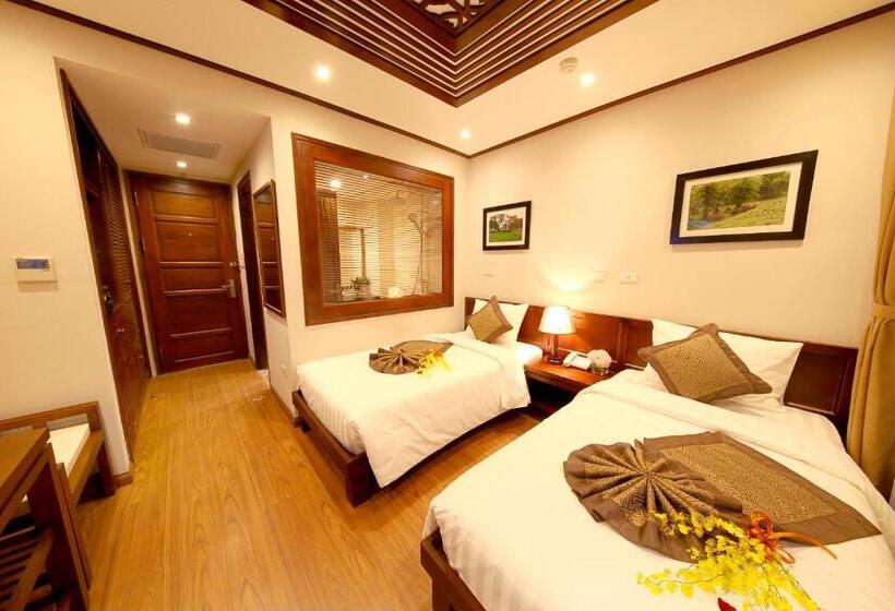 اتاق استاندارد با بالکن, Hanoi Nostalgia Hotel & Spa