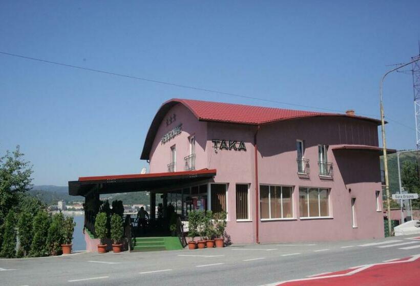 اتاق استاندارد, Pensiunea Taka