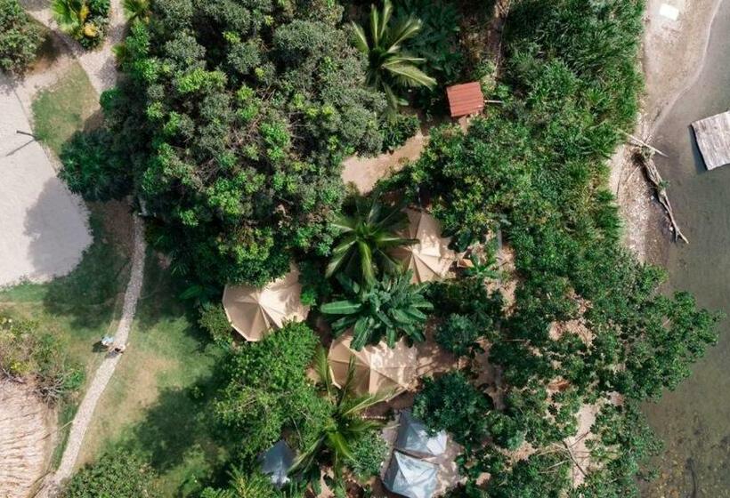 اتاق استاندارد چهارنفره با سرویس بهداشتی مشترک, Rio Hostel Buritaca