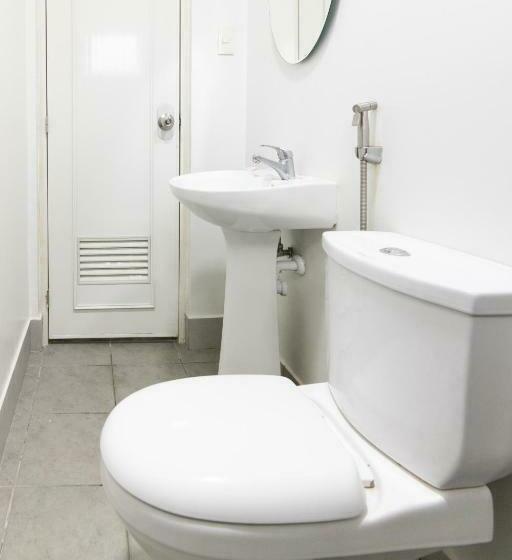 اتاق استاندارد با تخت‌های تاشو, Oyo 152 Sangco Condotel