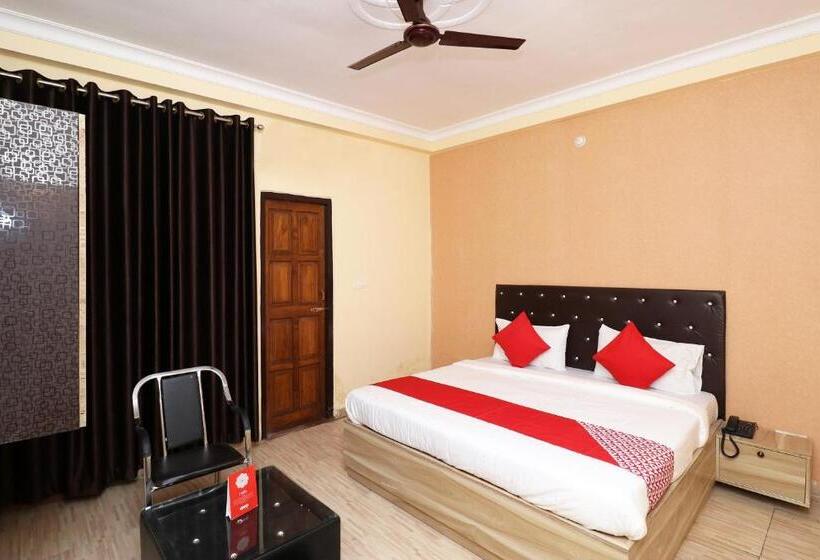 اتاق اکونومی, Super Hotel O Sky View