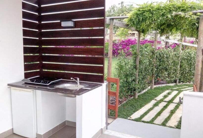 Suite with Terrace, Agrilea