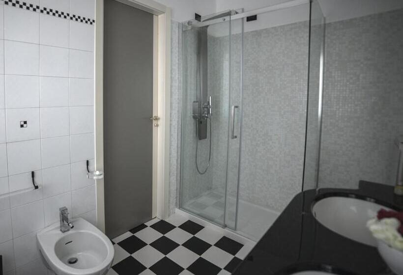 Suite with Terrace, Agrilea