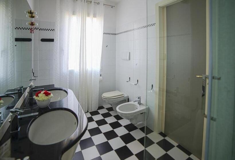 Suite with Terrace, Agrilea