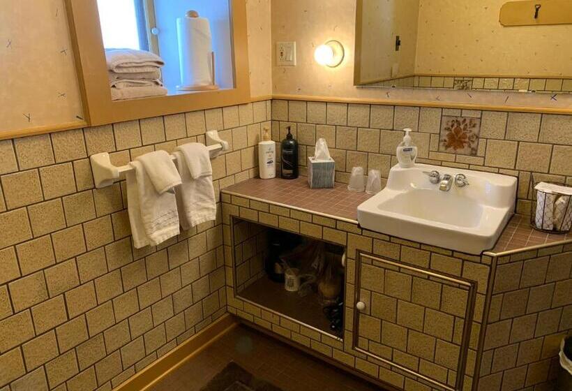 带大床的套房, Abe's Spring Street Guest House
