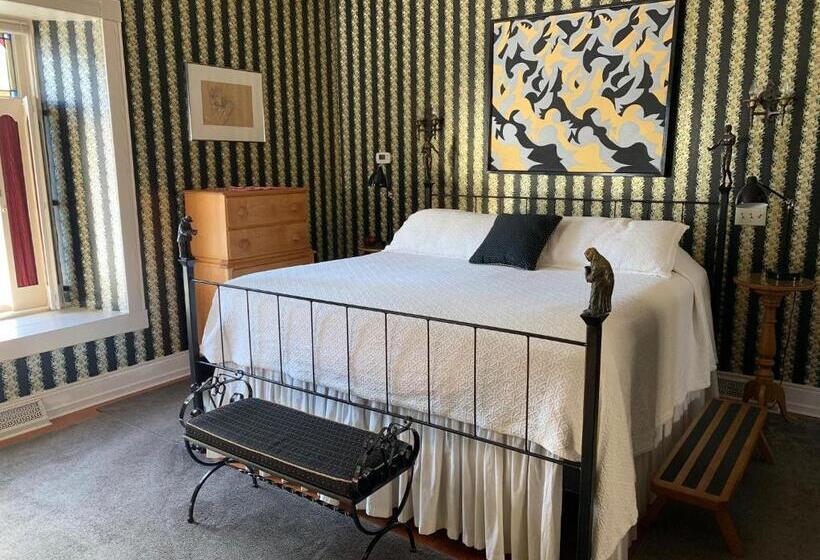 带大床的套房, Abe's Spring Street Guest House