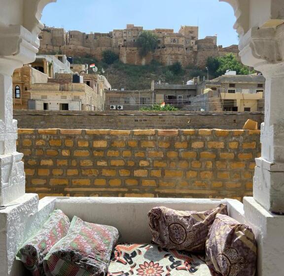 اتاق استاندارد با بالکن, Mirvana Guest House & Camel Safari