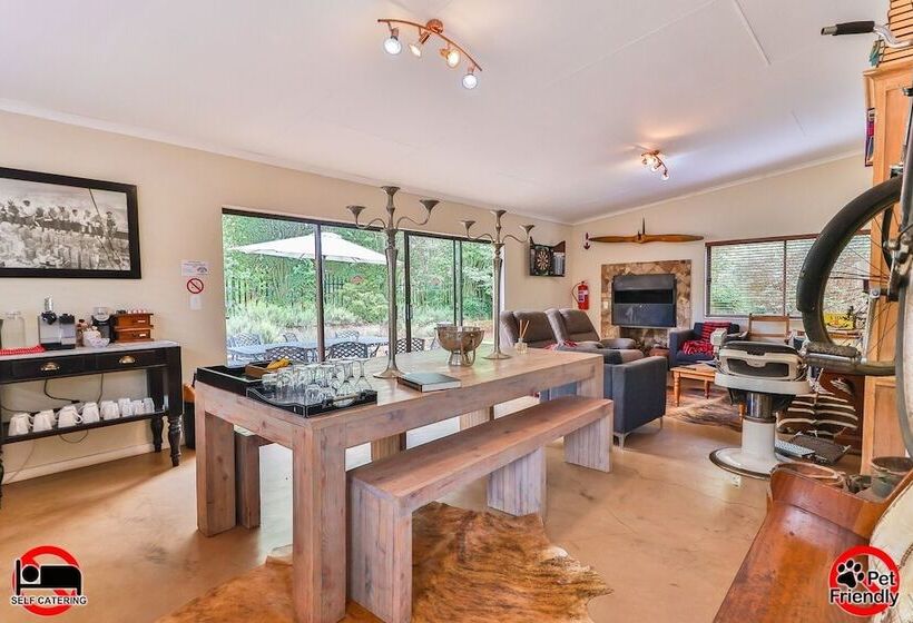 اتاق استاندارد, Cinzaco Dullstroom