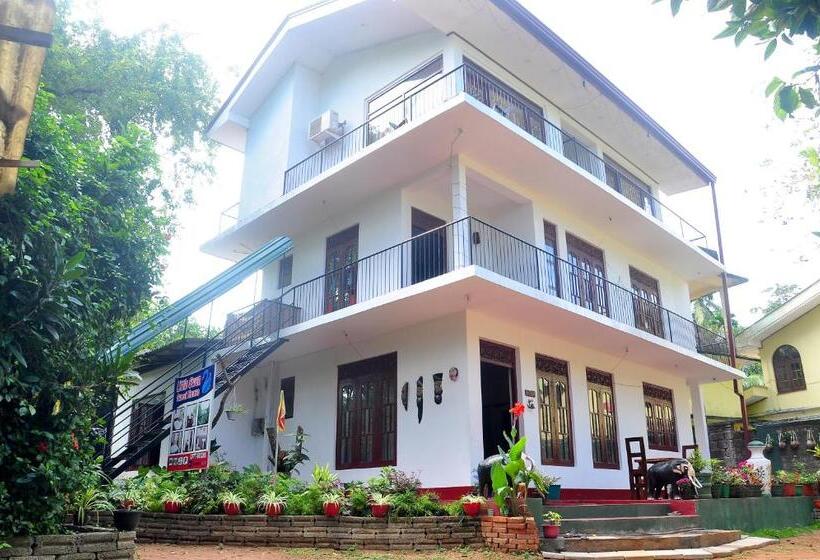 اتاق استاندارد, Little Swan Guest House